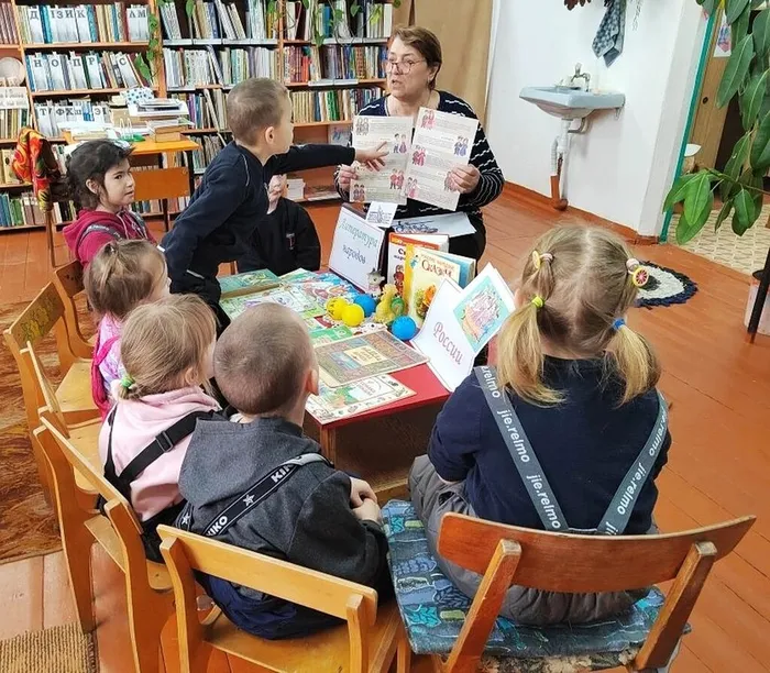 Час народной сказки «Сказки народов России»