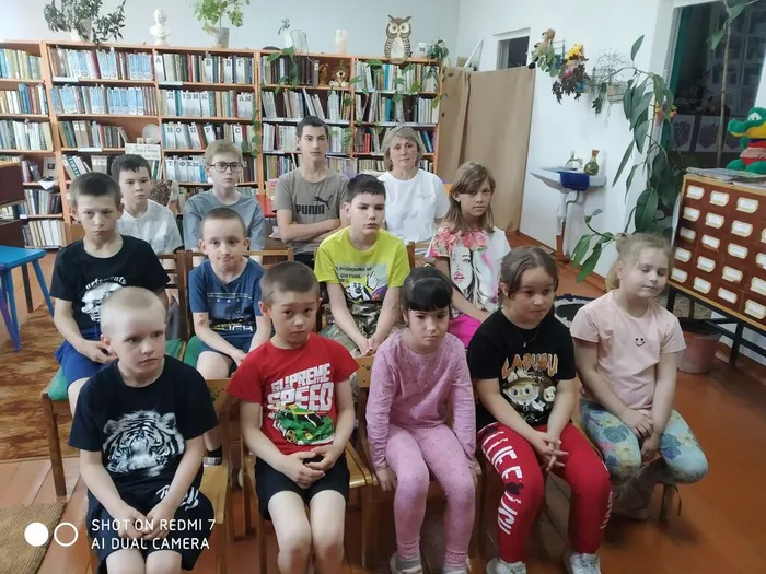 Литературно-познавательный час «Лесные загадки Юрия Дмитриева»