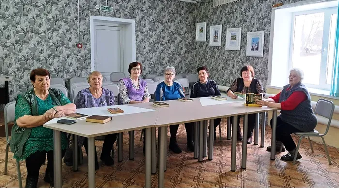 Литературно-историческая панорама  «Бремя короны: женщины на российском троне»
