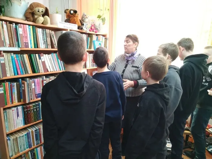 Экскурсия&nbsp;«С книгой будем мы дружить – в библиотеку приходить!»