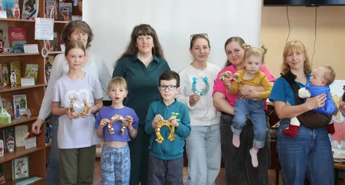 «Любовь и верность - залог крепкой семьи» - выходной в библиотеке
