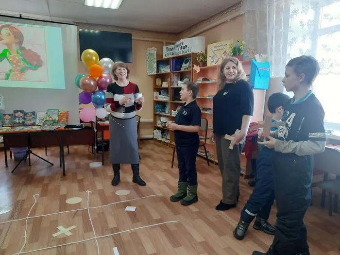 "23 февраля плюс 8 марта"