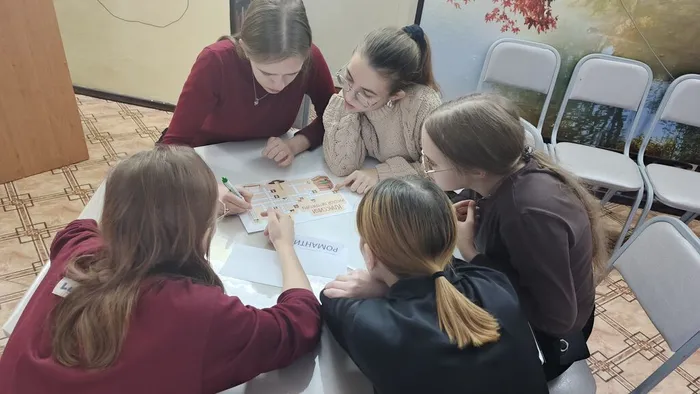 Интерактивная игра-викторина «Любимых книг знакомые приметы»