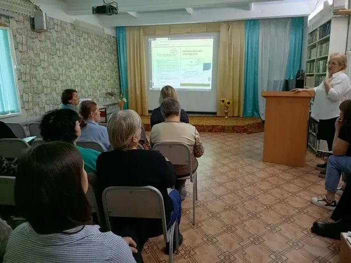 Рабочий семинар библиотекарей района