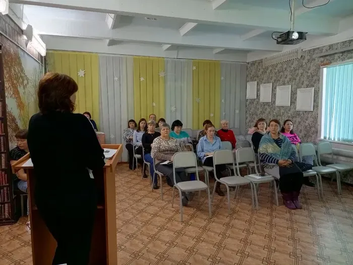Рабочий семинар библиотекарей района