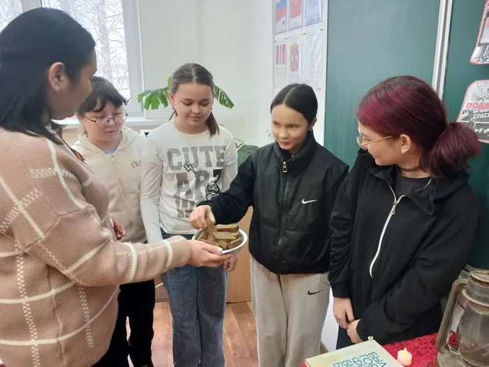 Час памяти «Город в стальном кольце»