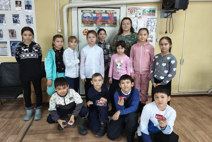 Конкурсно-игровая программа «А ну-ка, мальчики!»