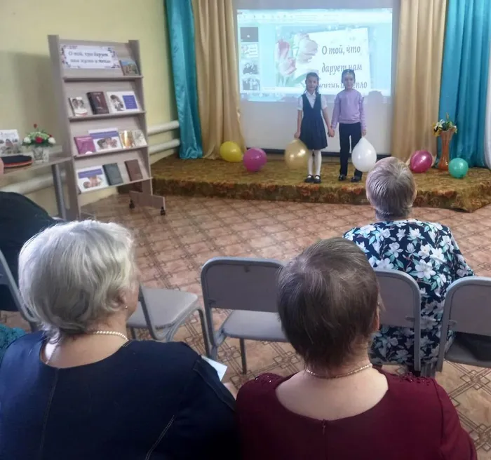 Литературно-музыкальная композиция&nbsp;  «О той, что дарует нам жизнь и тепло»
