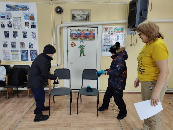 Конкурсно-игровая программа «А ну-ка, мальчики!»