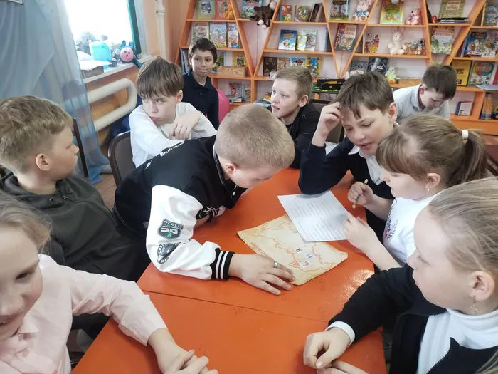 Завершилась Неделя детской книги игрой –квестом «Тайны народов России».